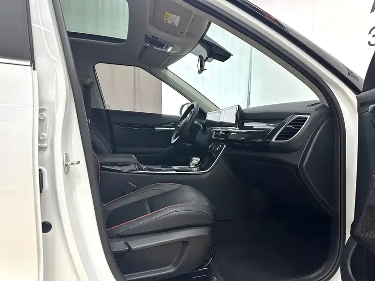 Kia Seltos 1.5 L CVT Luxury