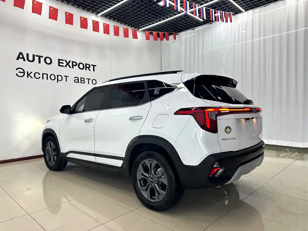 Seltos 1.5 L CVT Luxury