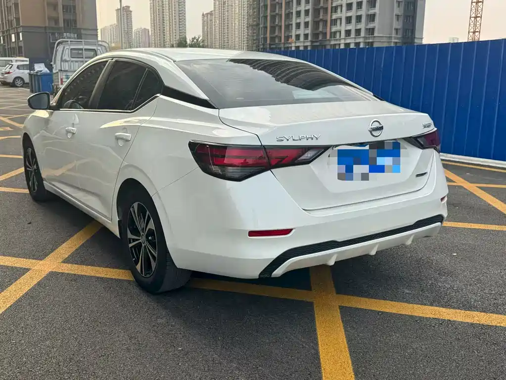 Sylphy 1.6 L XL CVT Joy