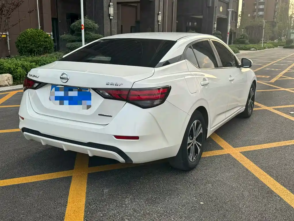 Sylphy 1.6 L XL CVT Joy
