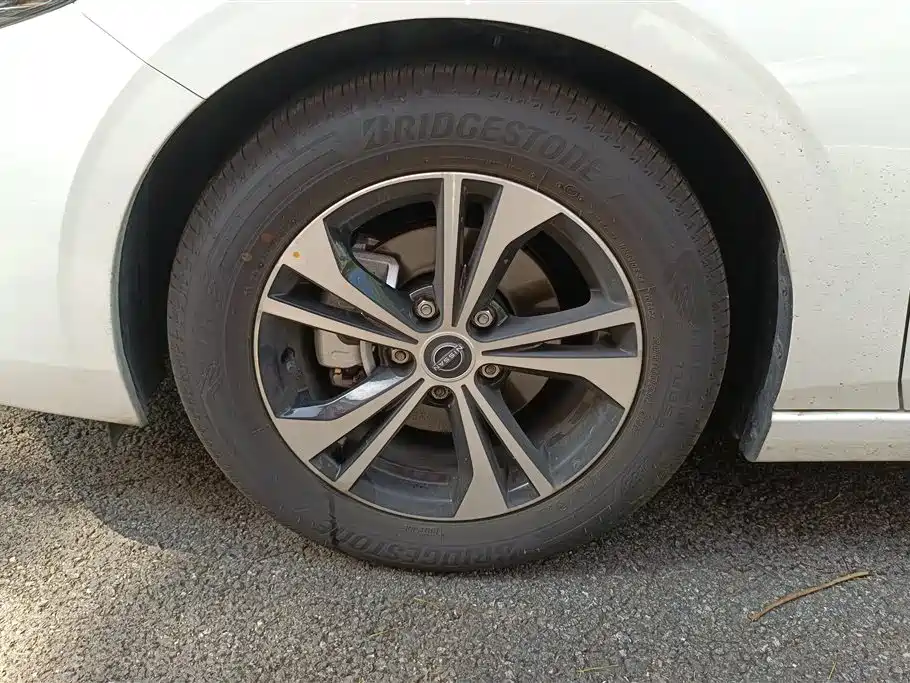 Sylphy 轩逸 2026款 1.6 L CVT 旗舰版