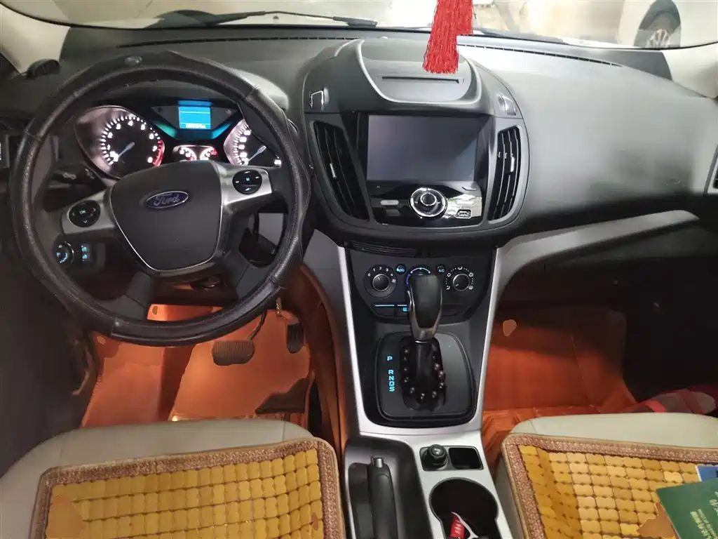 Kuga 1.6 L GTDi 2 WD Comfort