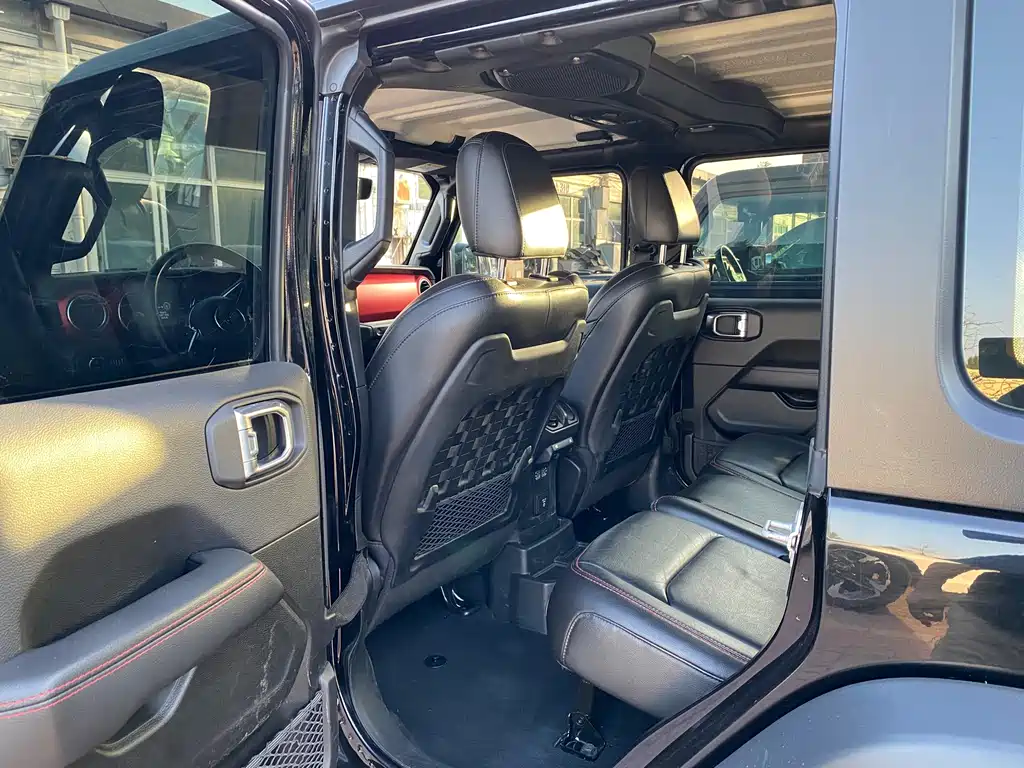 Wrangler 2.0 T Rubicon 4-door