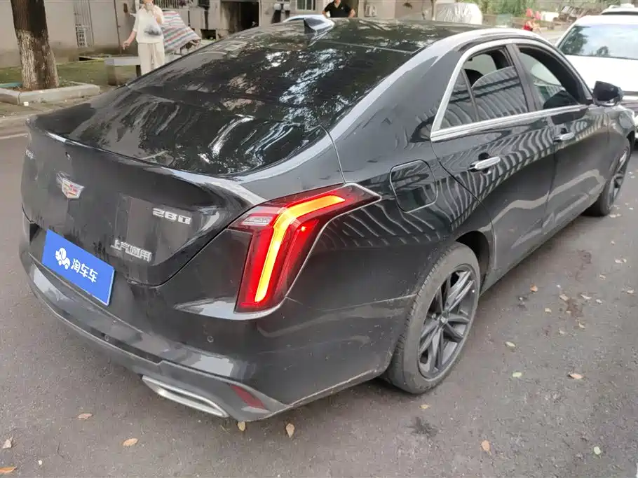 Cadillac CT4 28 T Luxury