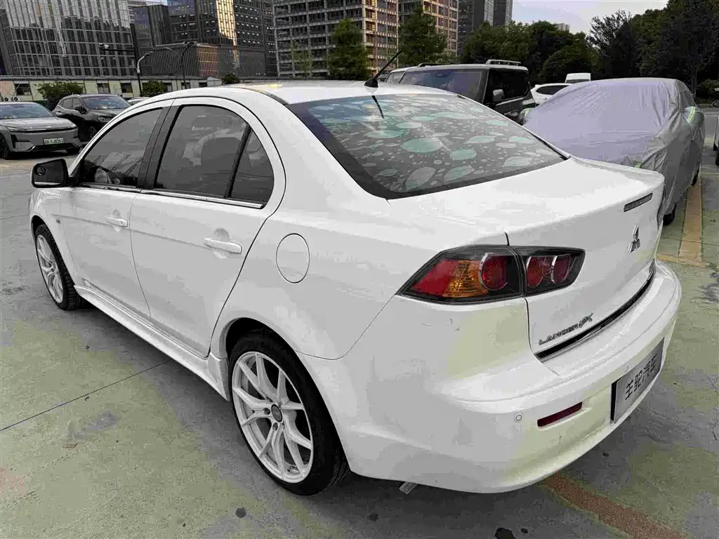 Lancer EX Zhishang 1.8 L Manual Luxury
