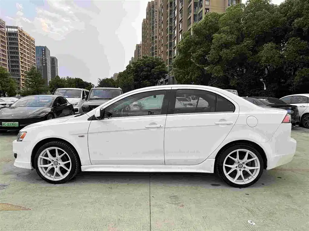 Lancer EX Zhishang 1.8 L Manual Luxury