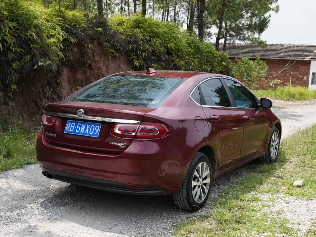 Viaggio 1.4 T Auto Joy