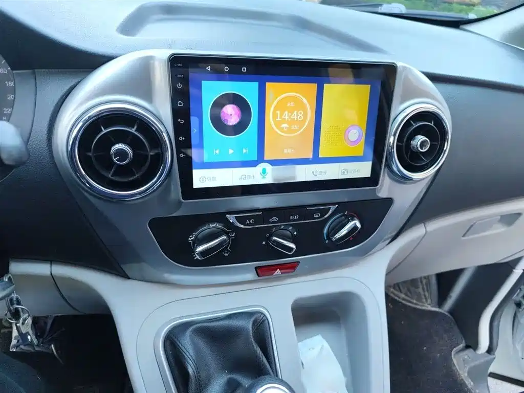 Refine M3 瑞风M3 2022款 PLUS 宜家版 1.8 L 舒适型