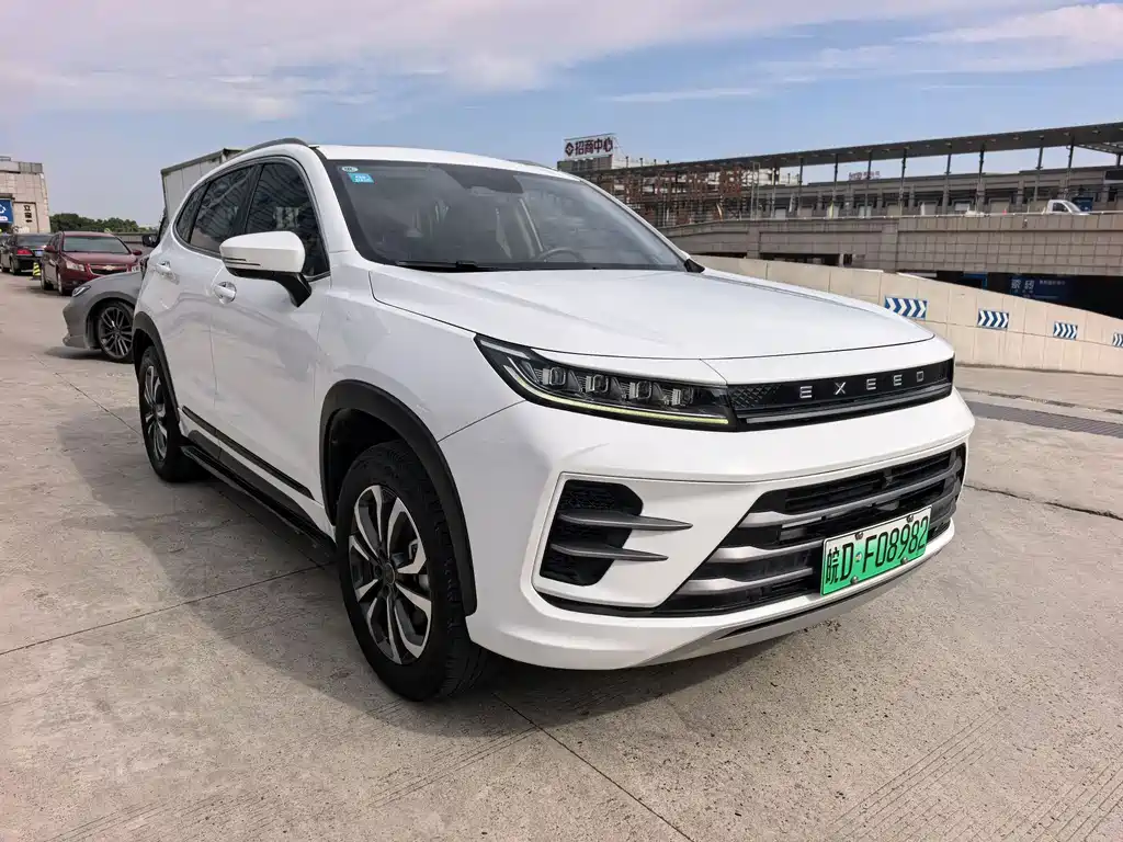 Exeed Zhuifeng C-DM 1.5 TCI-DHT 105 KM Ride Wind