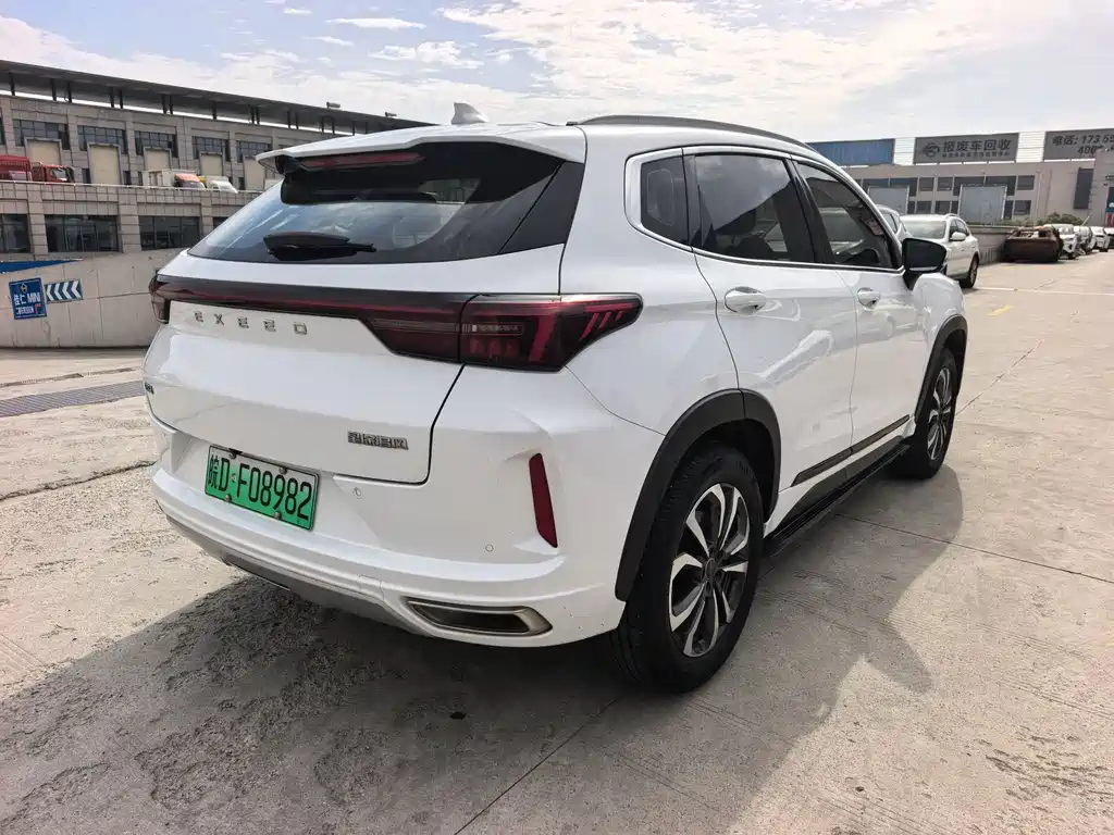 Exeed Zhuifeng C-DM 1.5 TCI-DHT 105 KM Ride Wind