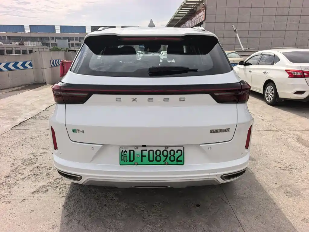 Exeed Zhuifeng C-DM 1.5 TCI-DHT 105 KM Ride Wind