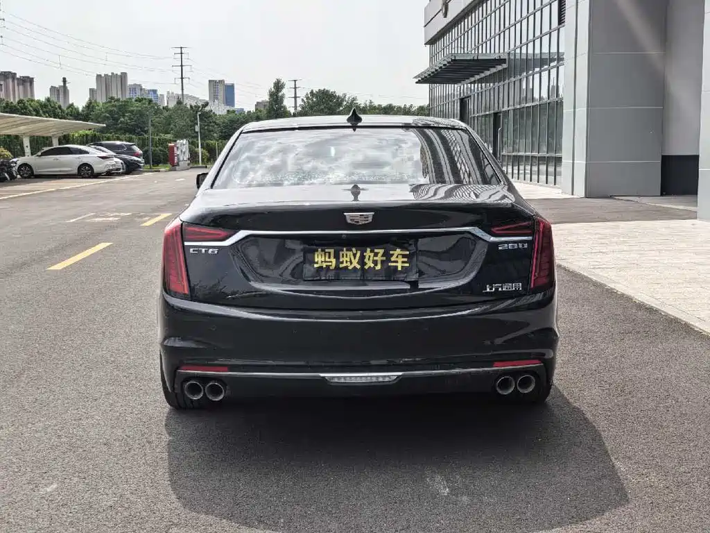 Cadillac CT6 28 T Style
