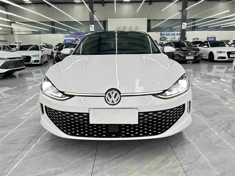 Volkswagen Lamando Lamando L 280 TSI DSG Super Hot Flagship