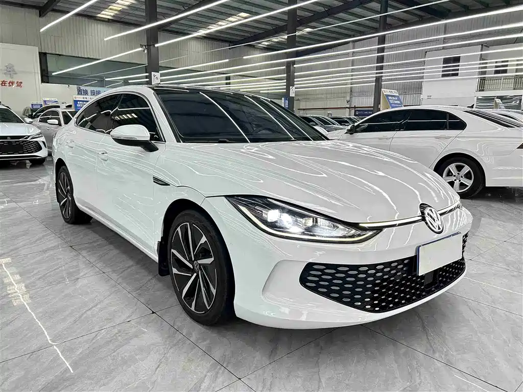 Lamando Lamando L 280 TSI DSG Super Hot Flagship