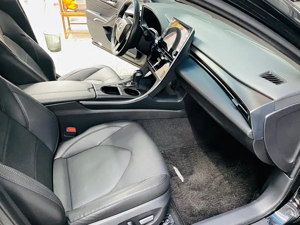 Avalon 2.0 L Luxury CN-VI