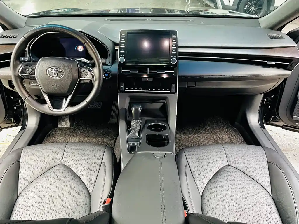 Avalon 2.0 L Luxury CN-VI