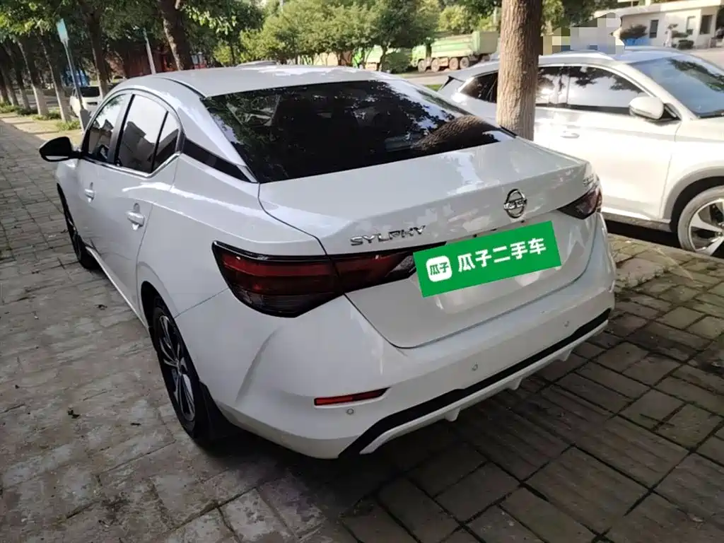 Sylphy 1.6 L XL CVT Joy