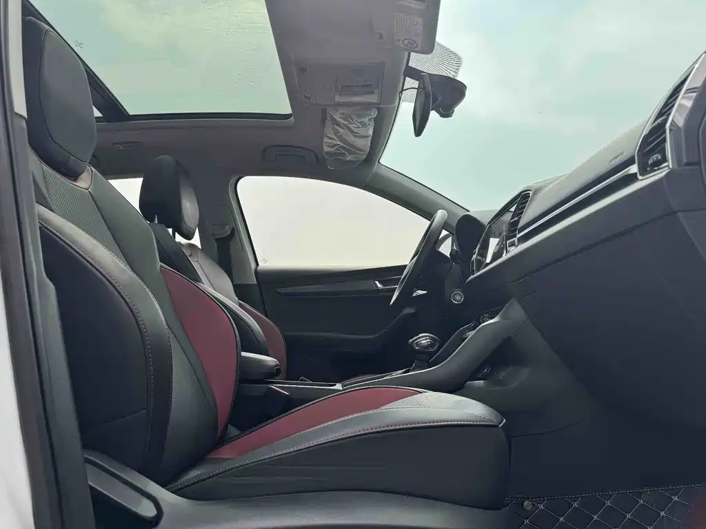Karoq 柯珞克 2024款 TSI280 奢享版