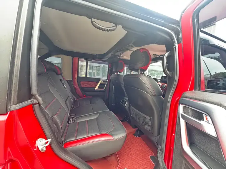 BAIC BJ40 2.0 D Auto 4 WD Blade Hero Swordsman