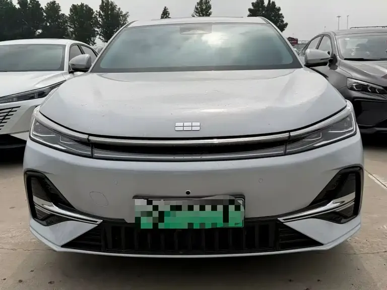 Geely Galaxy A7 银河A7 EM 2025款 EM-i 150 km 尊享版