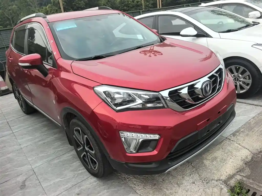 Changan CS15 长安CS15 2016款 1.5 L 手动尊贵版