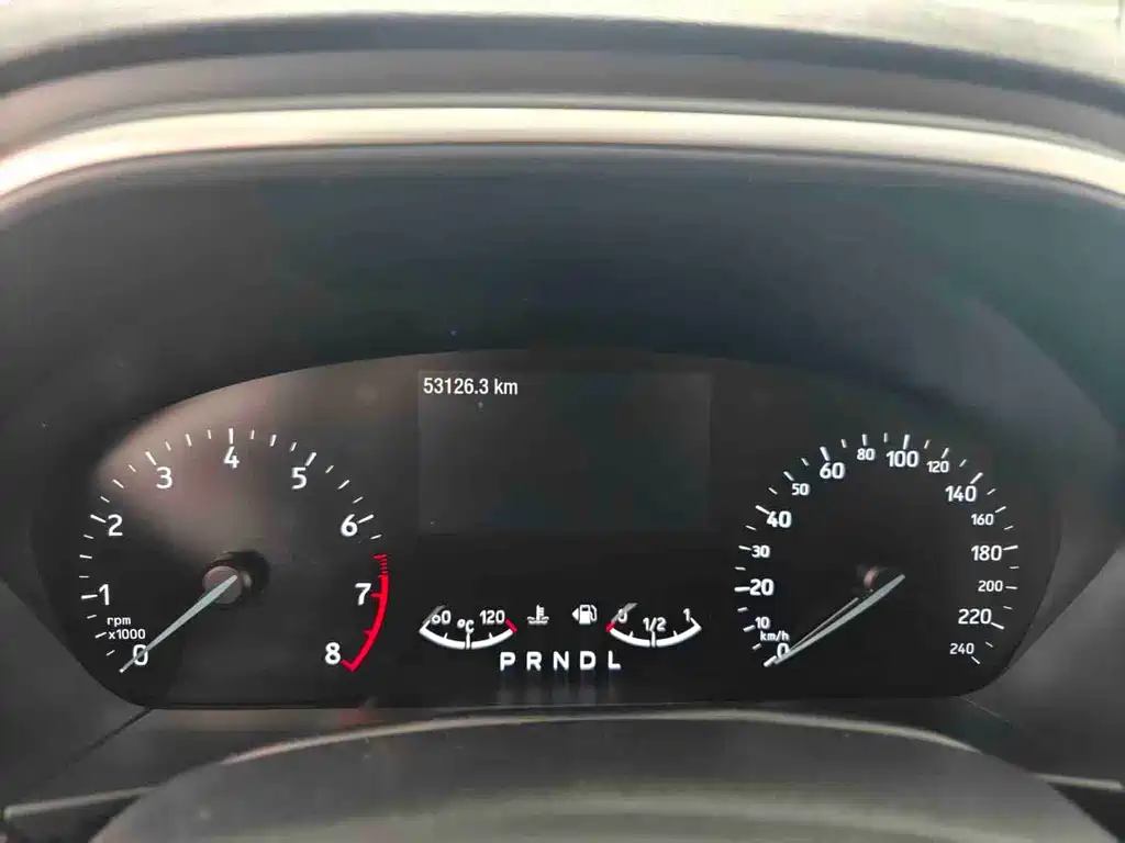 Focus Sedan EcoBoost 180 Auto Sharp Trend