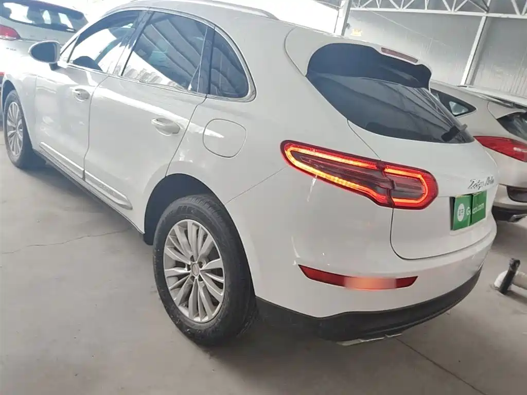 Zotye SR9 2.0 T Auto Ultimate Heart