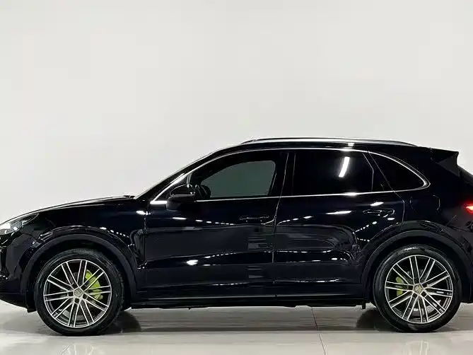 Cayenne NEV Cayenne E-Hybrid 2.0 T