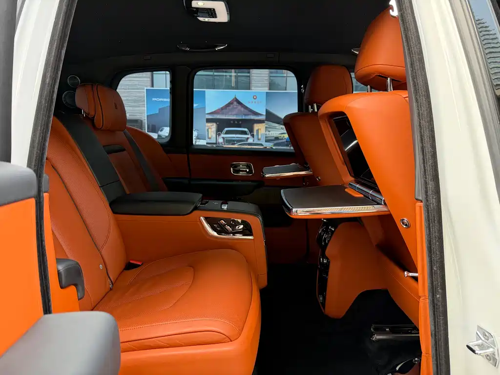 Cullinan 4-seat