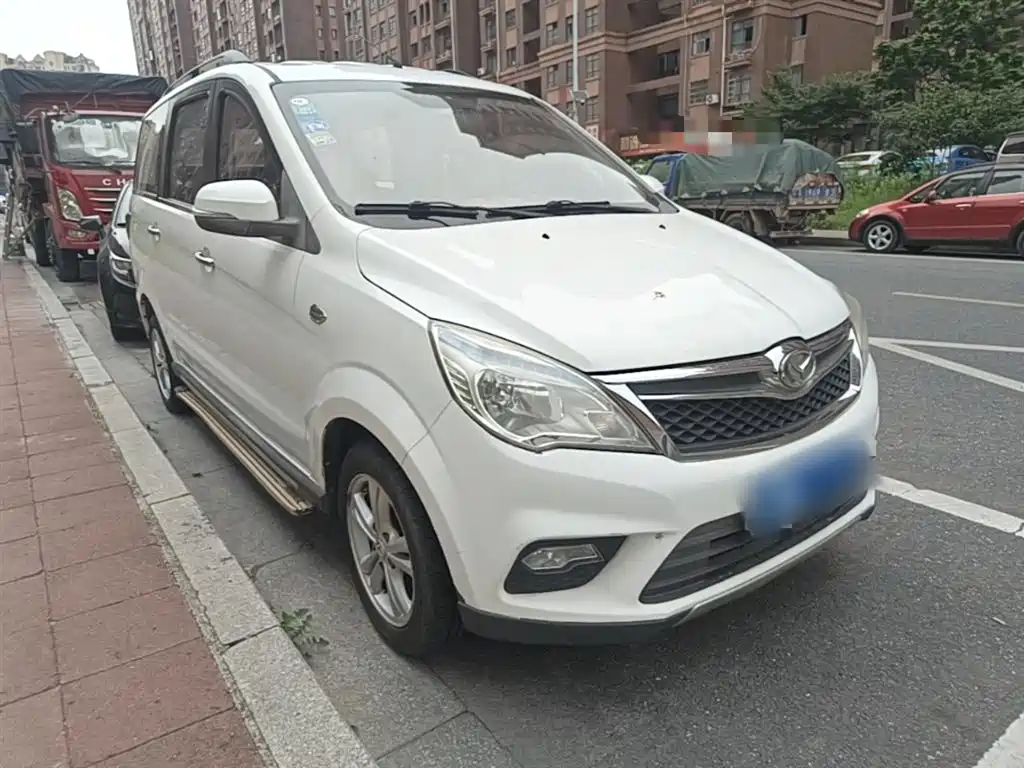 BAIC Huansu H2 1.5 L AMT Luxury BJ415 C