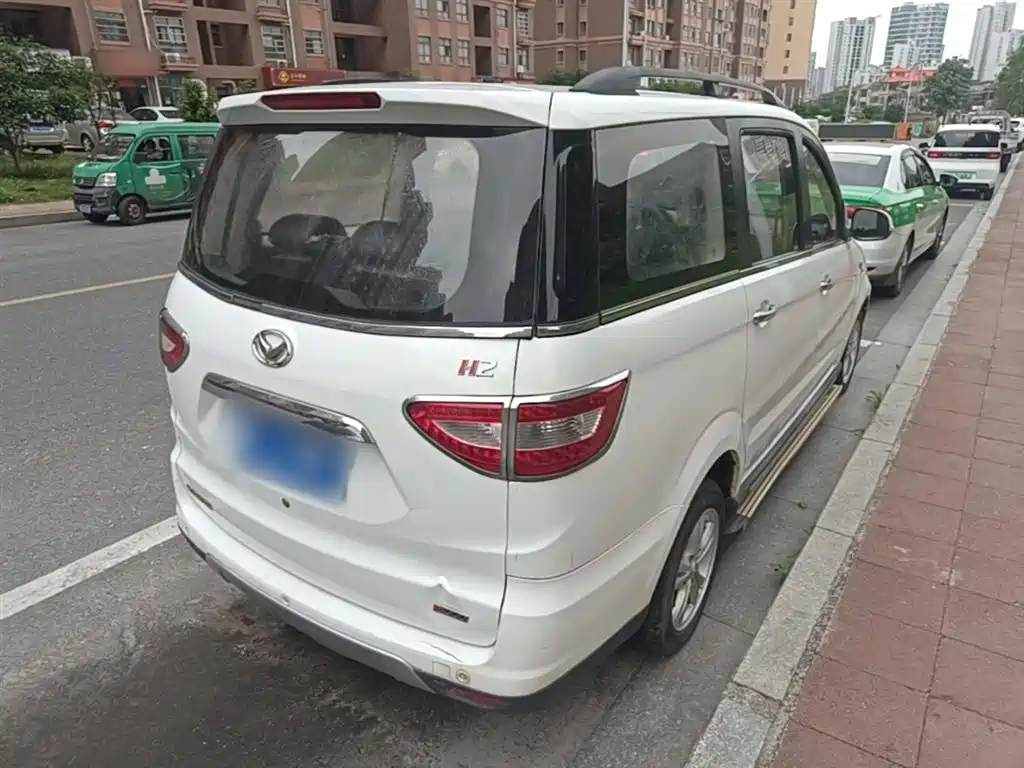 BAIC Huansu H2 1.5 L AMT Luxury BJ415 C