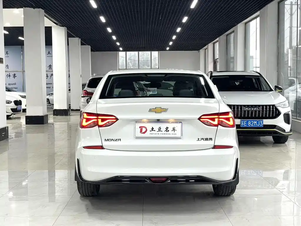 Monza 1.5 L DCT Joy