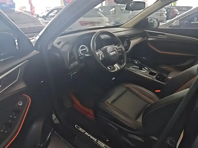 Haval F7 1.5 T 2 WD i Dazzle