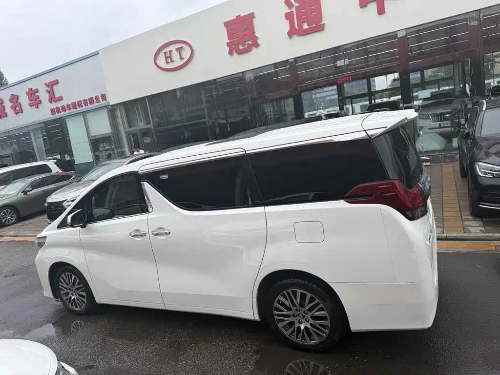 Alphard 3.5 L Luxury