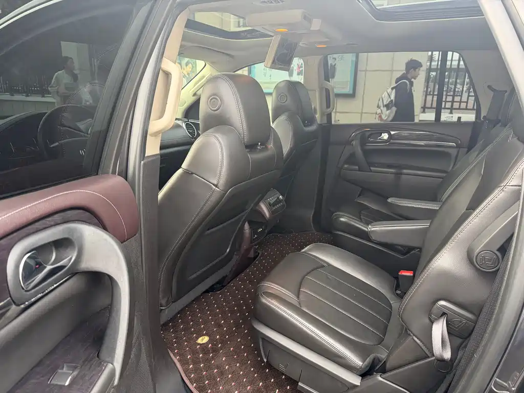 Enclave 3.6 L 4 WD Smart Enjoyment Flagship