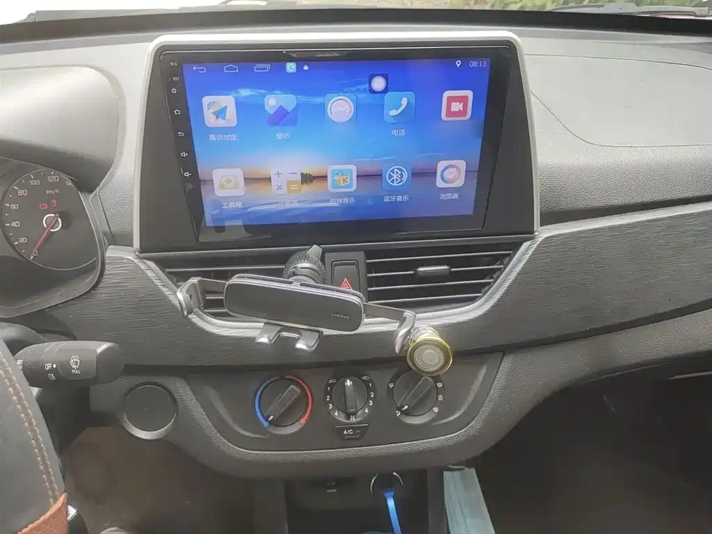 Baojun 310 宝骏310 2019款 1.2 L 自动舒适型