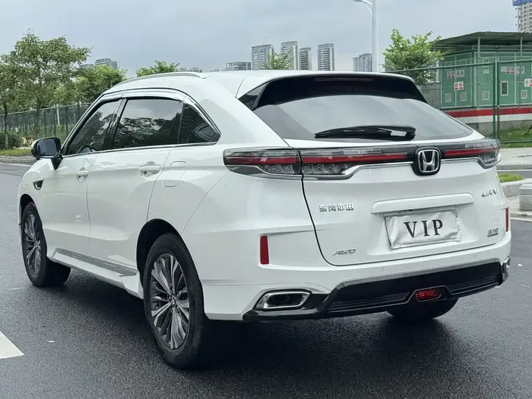 Honda UR-V 370 TURBO 4 WD Premium