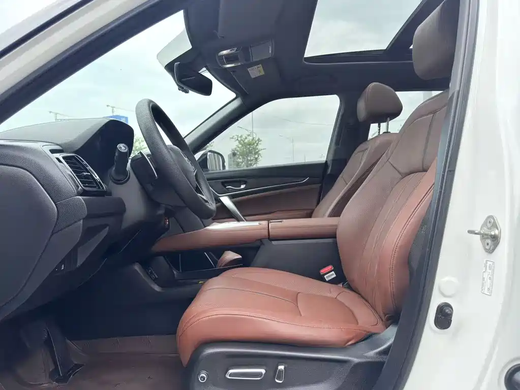 Honda UR-V 370 TURBO 4 WD Premium
