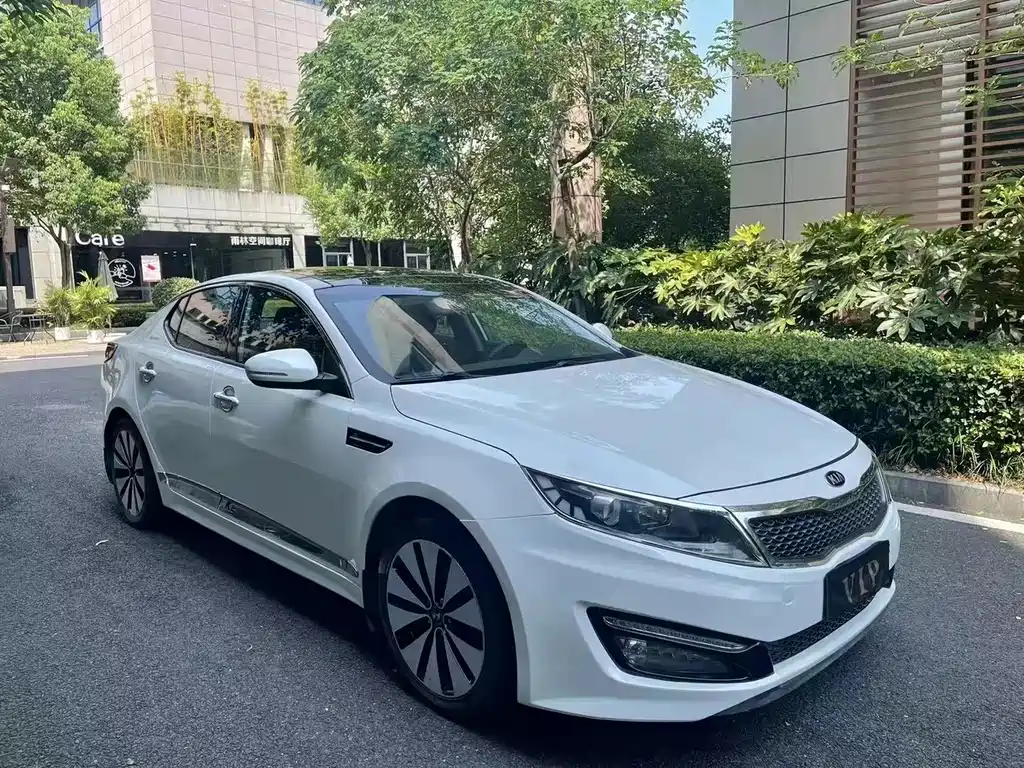 Kia K5 起亚K5 2012款 2.0 L 自动Premium