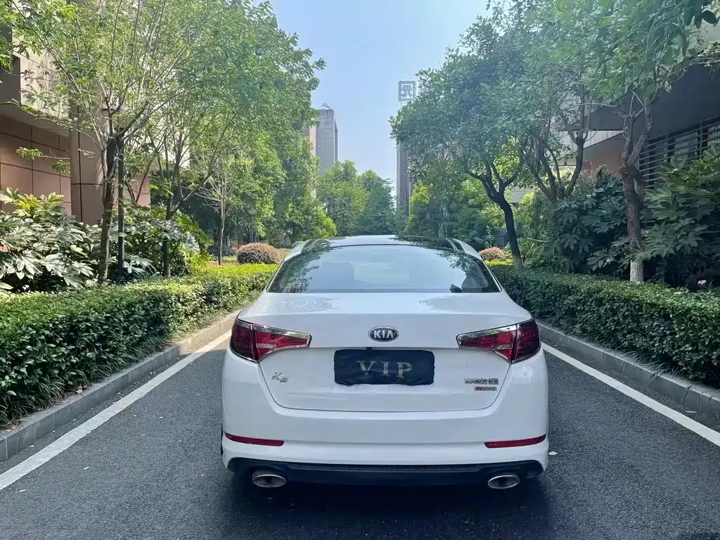 Kia K5 起亚K5 2012款 2.0 L 自动Premium