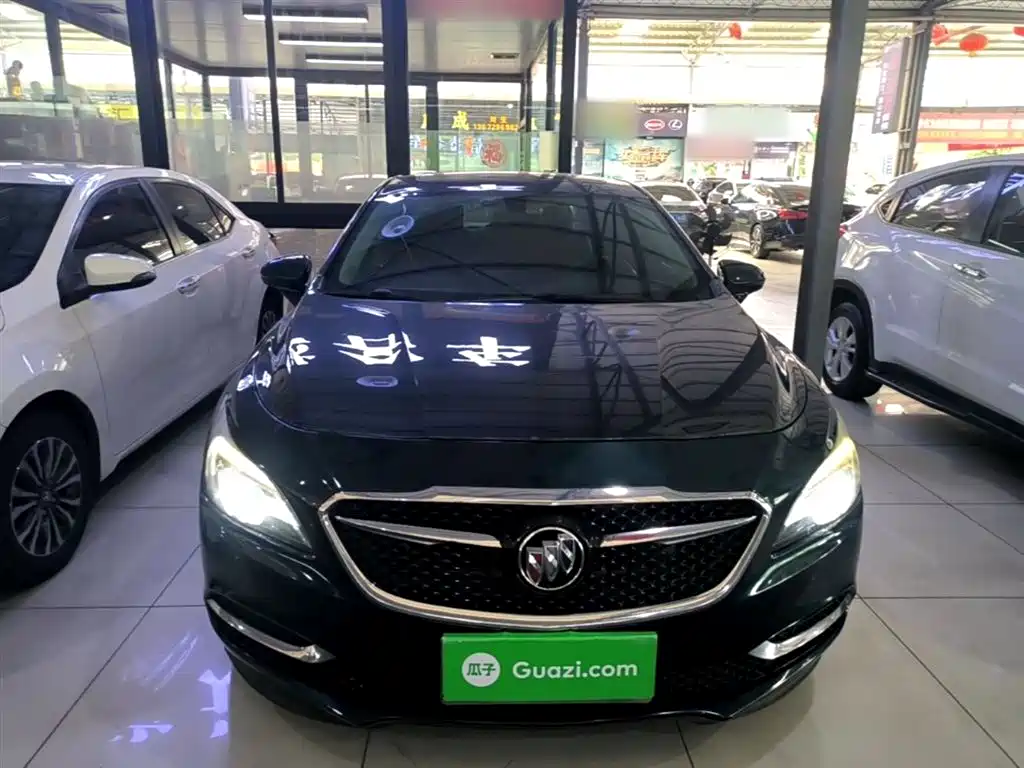 LaCrosse Facelift 28 T Elite