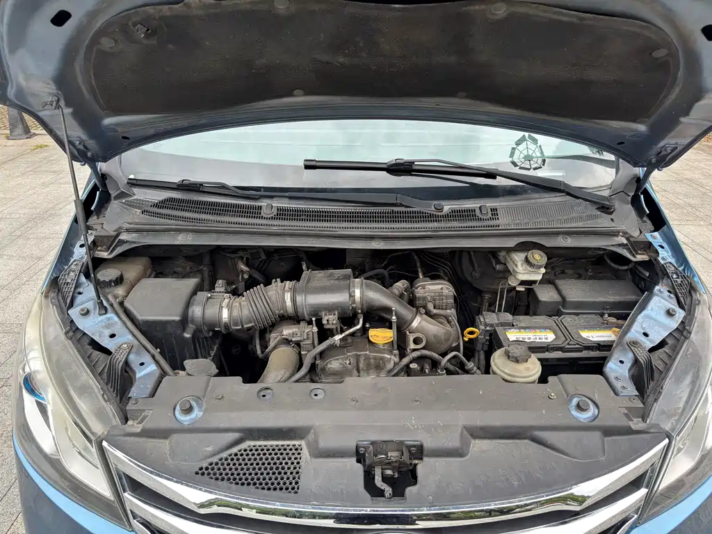 Maxus G10 大通G10 2016款 1.9 T 手动精英版 柴油 国IV