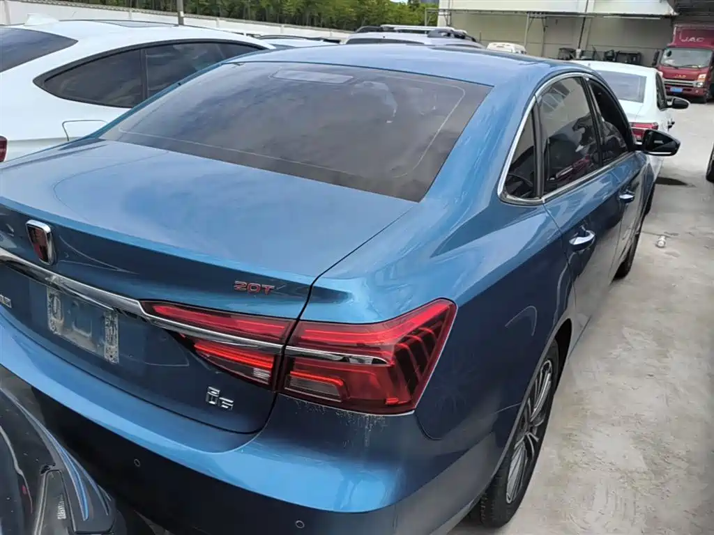 Roewe i6 Classic 荣威i6经典 2019款 PLUS 20 T TST 4 G互联旗舰超赞版