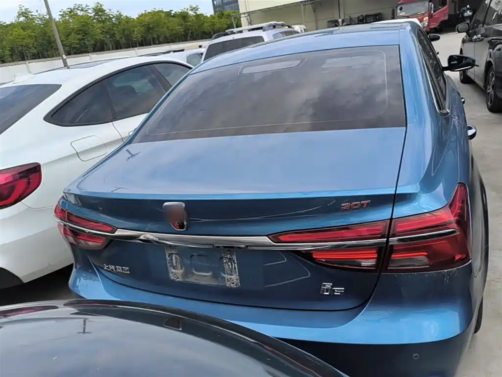 Roewe i6 Classic 荣威i6经典 2019款 PLUS 20 T TST 4 G互联旗舰超赞版