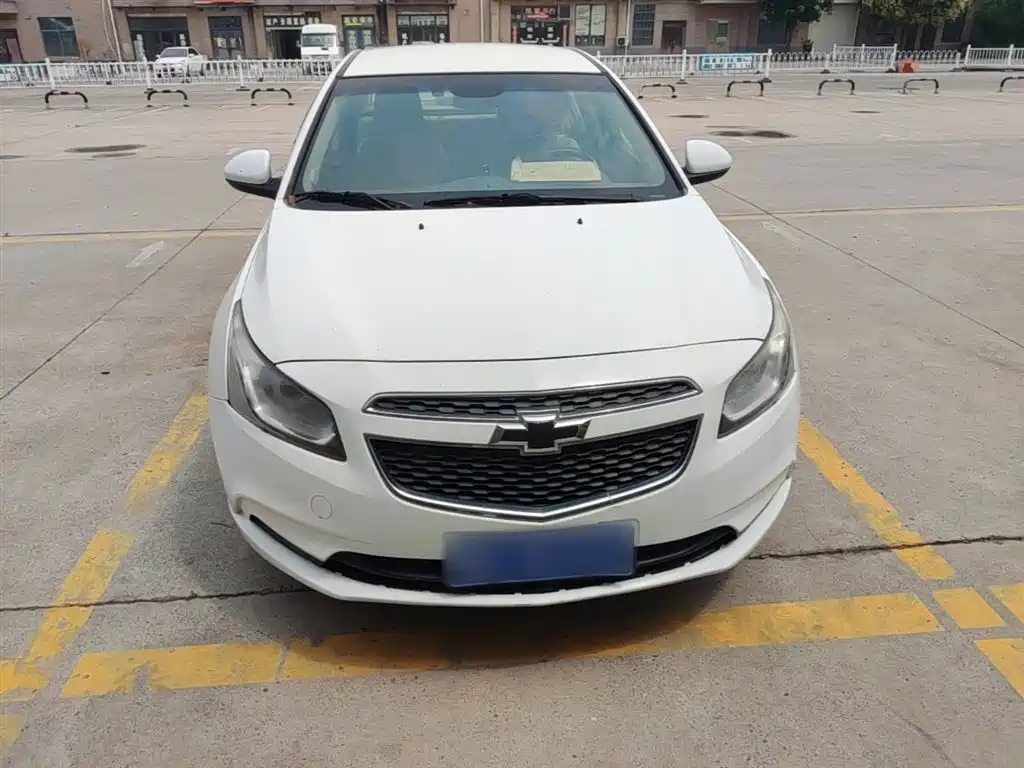 Cruze 1.5 L Classic SL MT