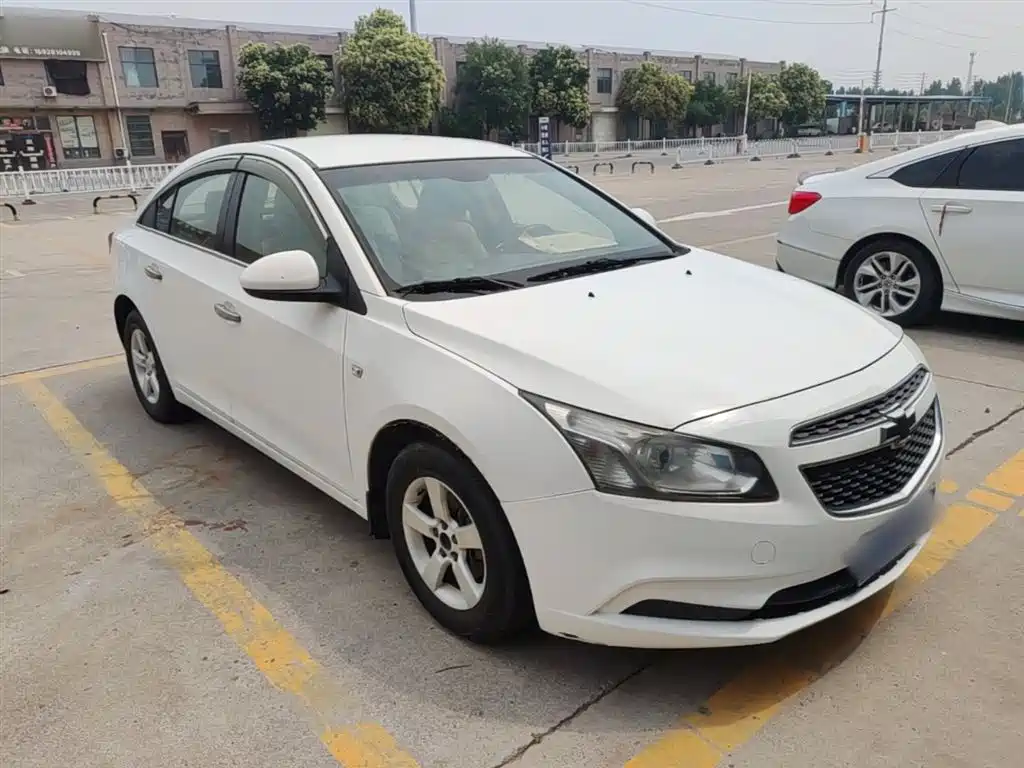Cruze 1.5 L Classic SL MT