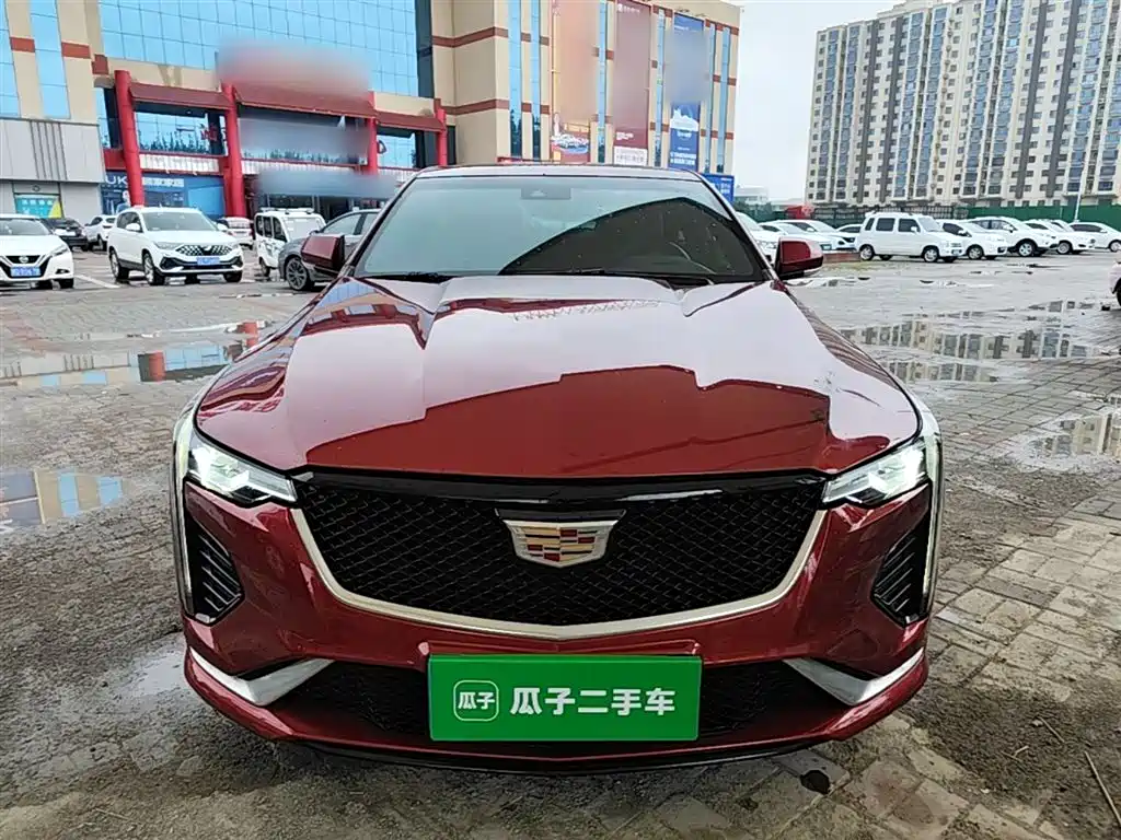 Cadillac CT4 28 T Fashion