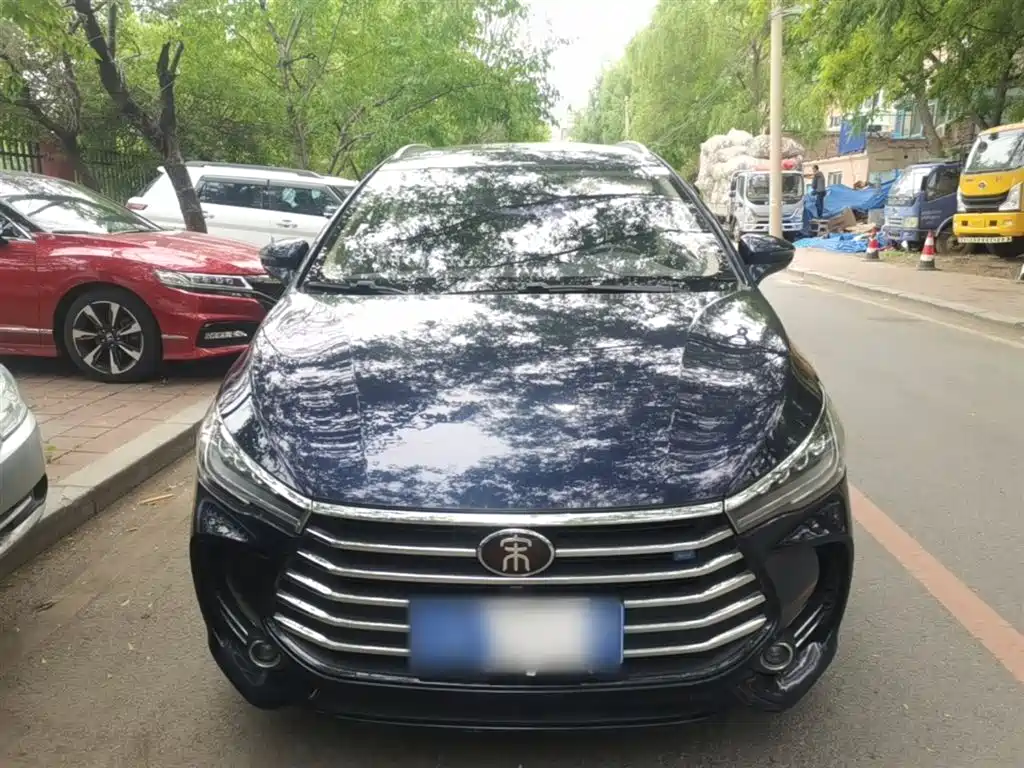 Song MAX 1.5 T Auto Connected Premium 7-seat