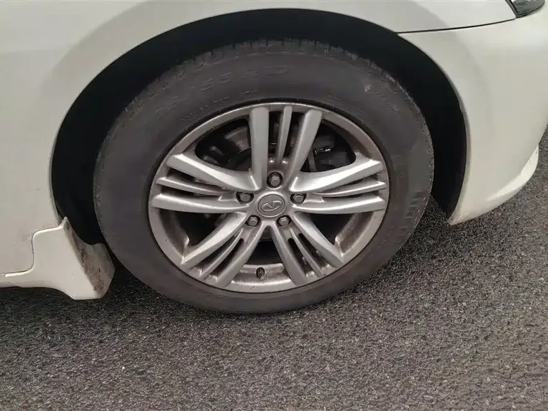 Infiniti G Series G25 Sedan Luxury Sport