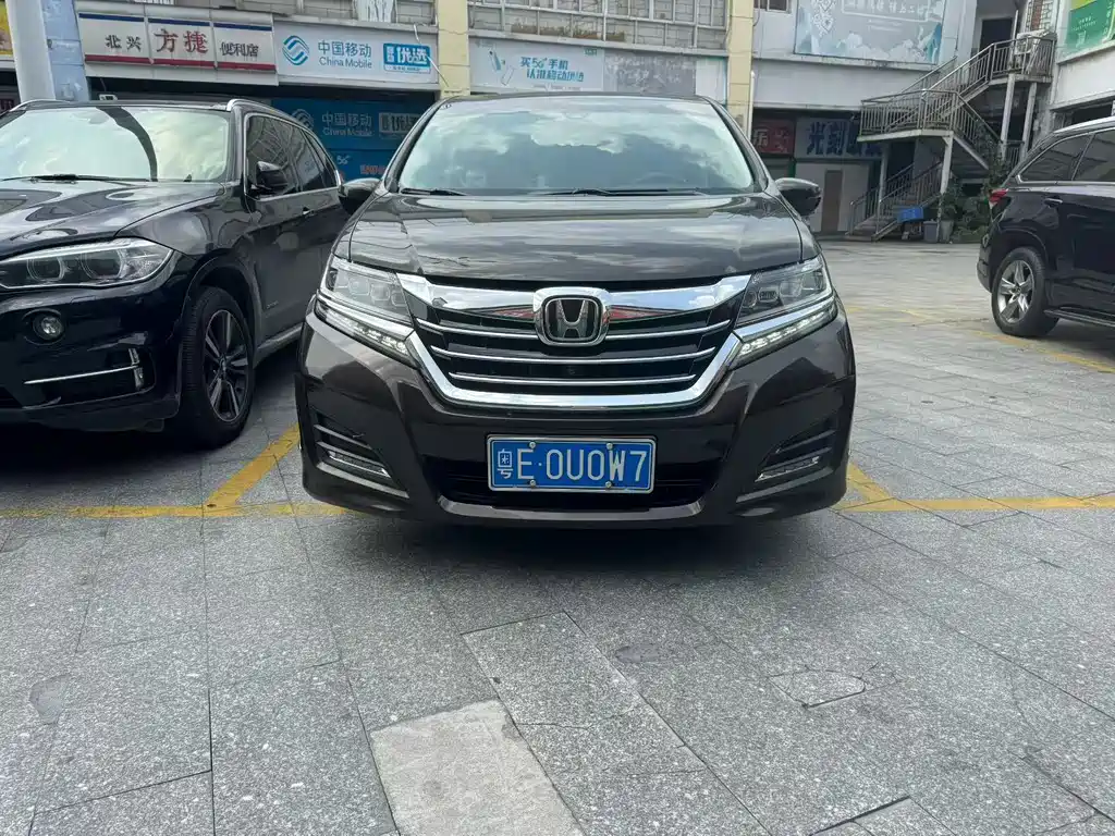 Elysion 2.4 L Supreme